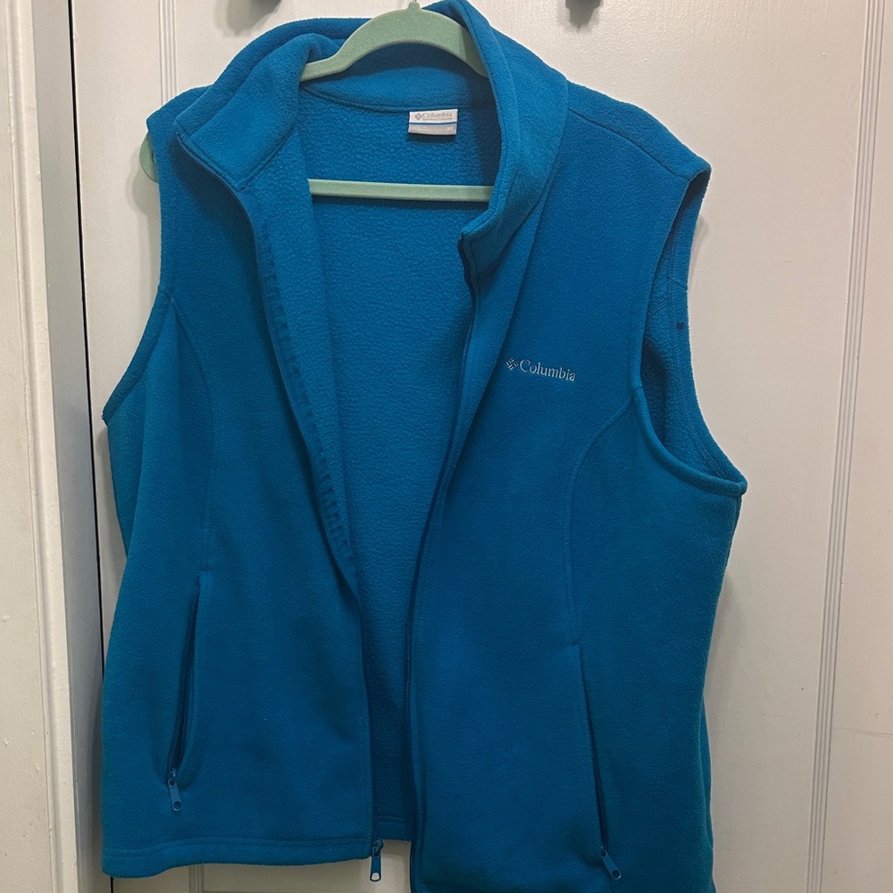 Columbia Turquoise Fleece Vest